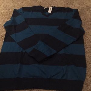 Men’s Old Navy V-neck Sweater
